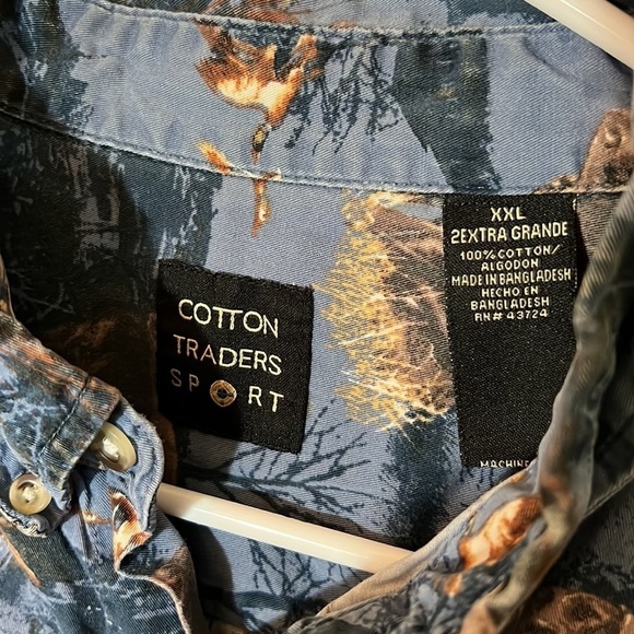 Cotton Traders Sport Dog and Duck Graphic Short Sleeve Button-up - Picture 4 of 5